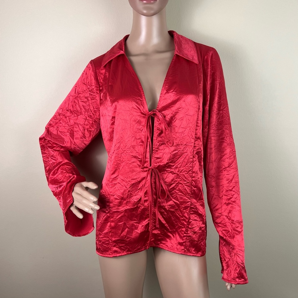NEW FREE PEOPLE RED CRINKLE SATIN TOP - Picture 2 of 6